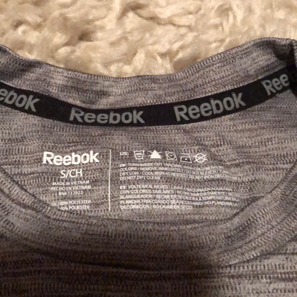 Reebok Men’s Shirt - Picture 2 of 3